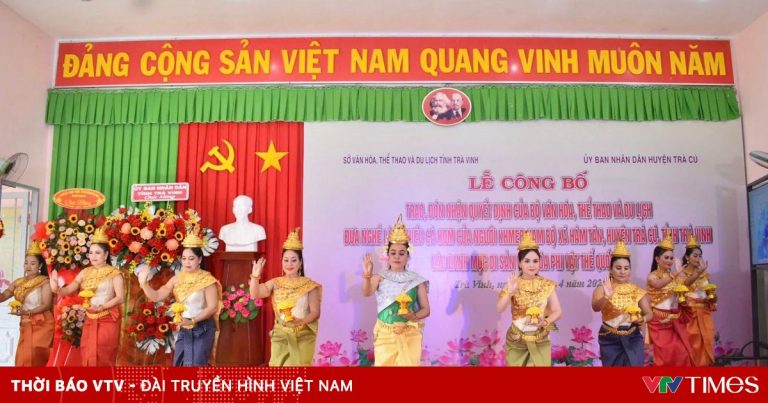 Nghề làm chiếu Cà Hom đón nhận danh hiệu Di sản văn hóa phi vật thể Nghề làm chiếu Cà Hom đón nhận danh hiệu Di sản văn hóa phi vật thể