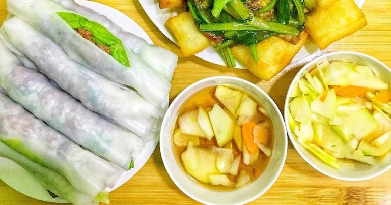 Hà Nội: Khách đặt đồ uống bị thừa không dùng hết, quán không cho trả lại Hà Nội: Khách đặt đồ uống bị thừa không dùng hết, quán không cho trả lại