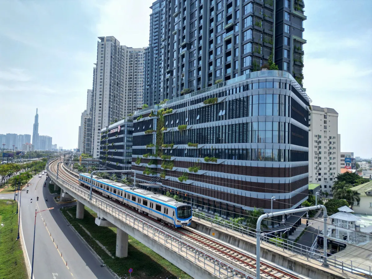 Điểm đến không thể bỏ lỡ trong mùa vui thống nhất  - Ảnh 4.