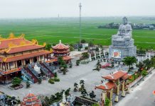 Ngôi chùa ở Nam Định có bức tượng Phật A Di Đà bằnɡ đá xanh lớn nhất Việt Nam