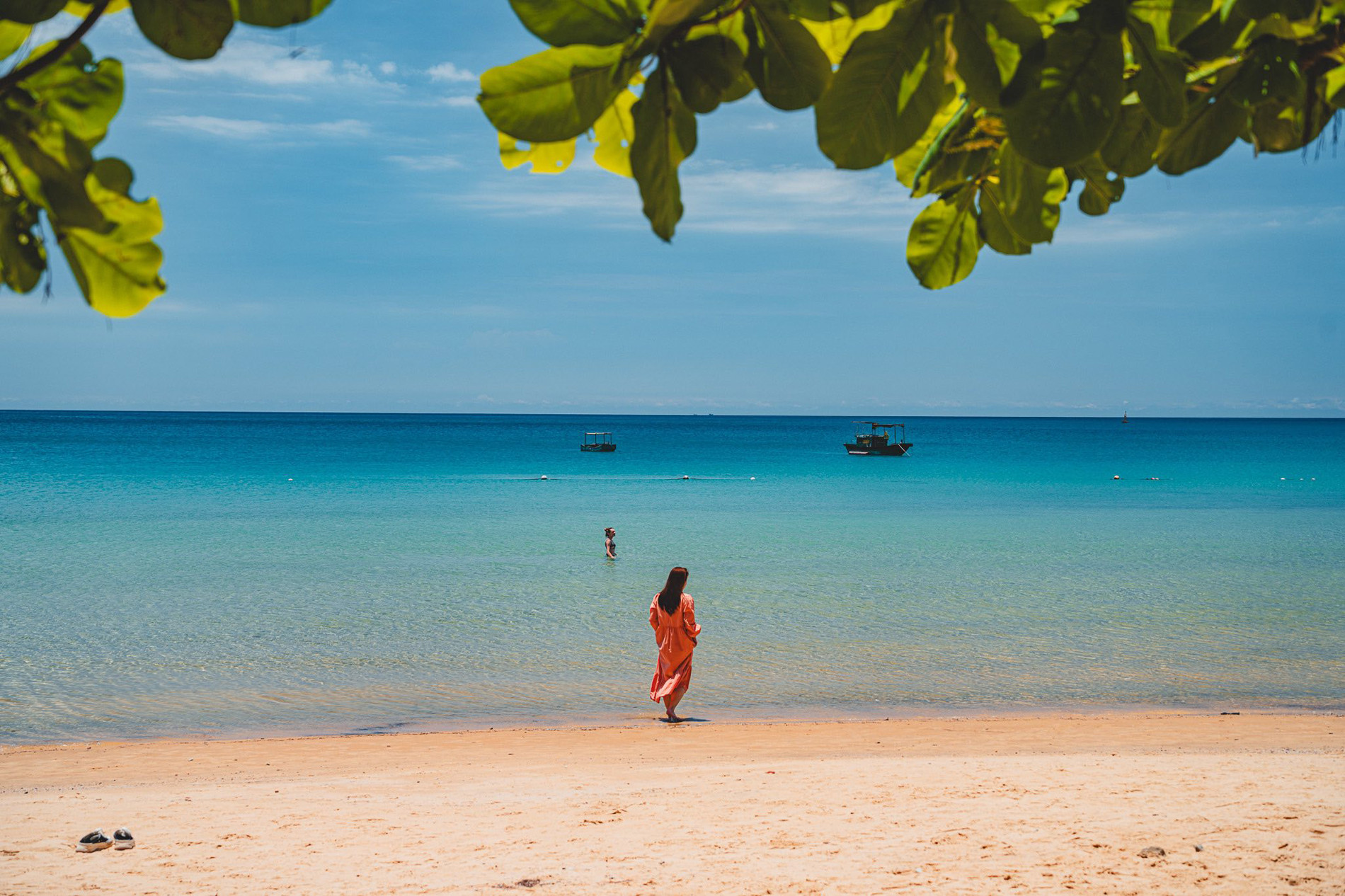săn máy bay hạ cánh ở Côn Đảo 2.jpg