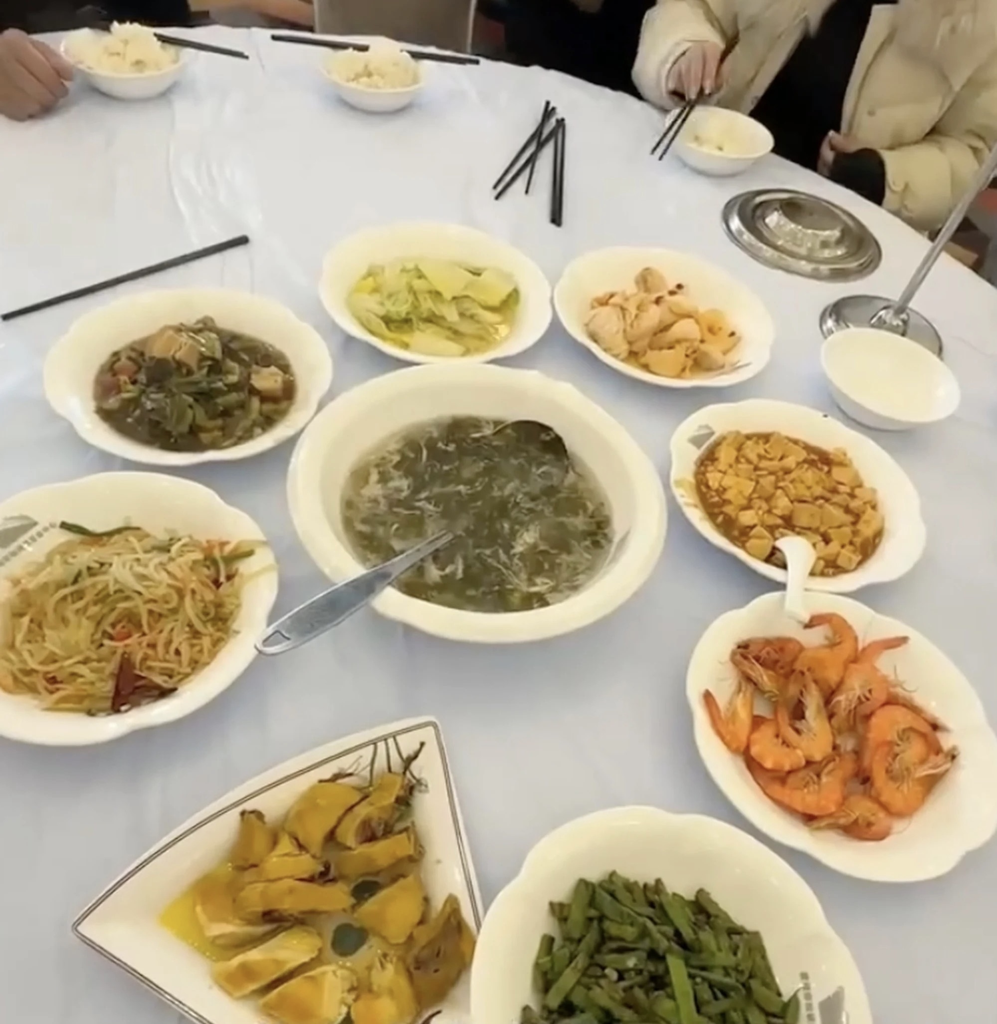 di Hong Kong gia re anh 2