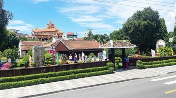 Tháng 5 thăm Trường Dục Thanh Tháng 5 thăm Trường Dục Thanh