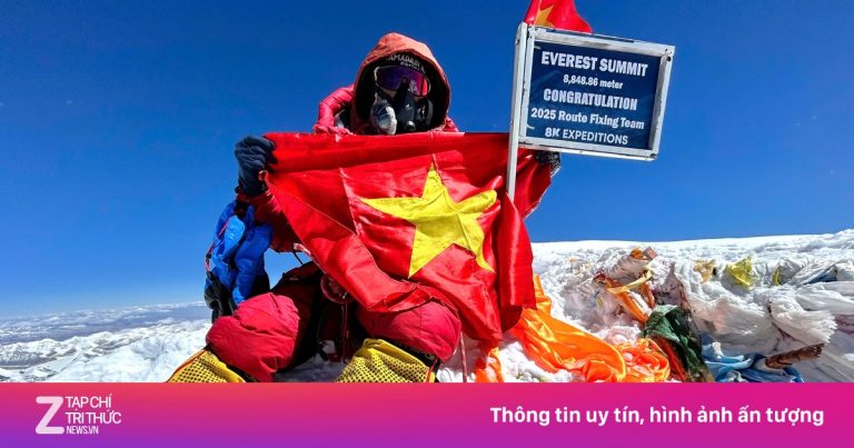 Tôi chinh phục cả Everest và Lhotse trong một tuần Tôi chinh phục cả Everest và Lhotse trong một tuần