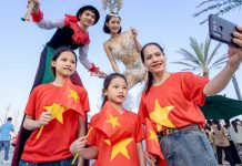 Vlasta – Sầm Sơn đón hàng chục nghìn du khách trong dịp nghỉ lễ 30/4-1/5