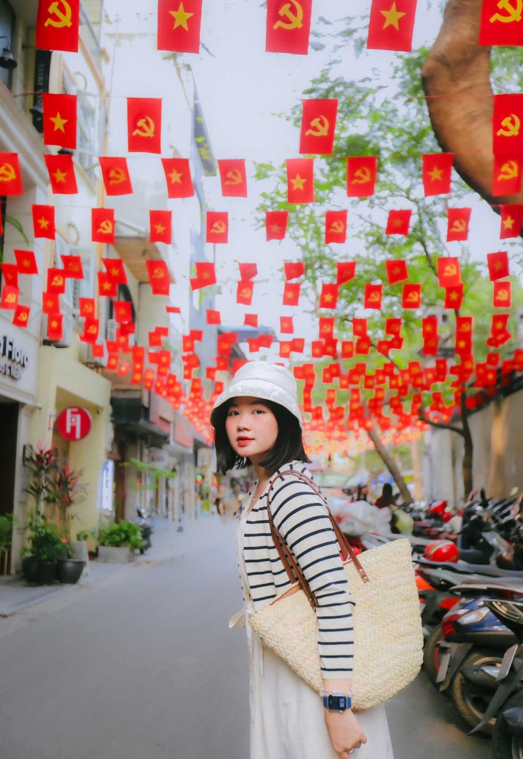 Gợi ý các điểm check-in cờ đỏ sao vàng gây sốt ở Hà Nội - 3