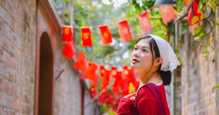 Gợi ý các điểm check-in cờ đỏ sao vàng gây sốt ở Hà Nội