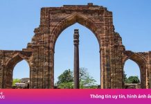 Trụ sắt 1.600 năm không gỉ sét ở Ấn Độ