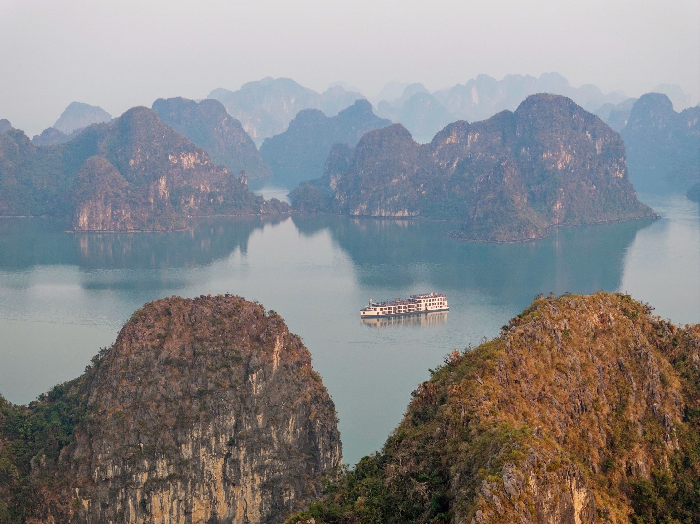 Ra mắt du thuyền Indochine Grand - Tinh hoa giữa vịnh Hạ Long - 1