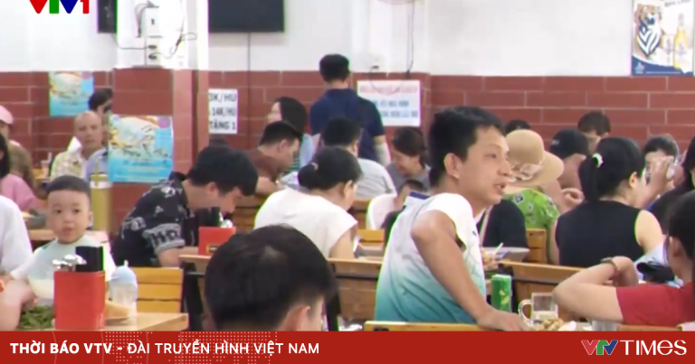 Tránh nạn ‘chặt chém’ du khách là góp phần lành mạnh hóa hoạt động du lịch Tránh nạn ‘chặt chém’ du khách là góp phần lành mạnh hóa hoạt động du lịch