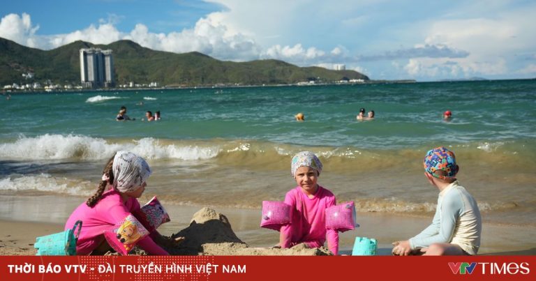 Khánh Hòa: Hướng đến mô hình tỉnh ven biển xanh, sạch, bền vững thích ứng với biến đổi khí hậu Khánh Hòa: Hướng đến mô hình tỉnh ven biển xanh, sạch, bền vững thích ứng với biến đổi khí hậu