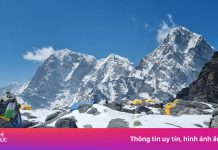 Du khách Ấn Độ tử vong trên đỉnh Everest
