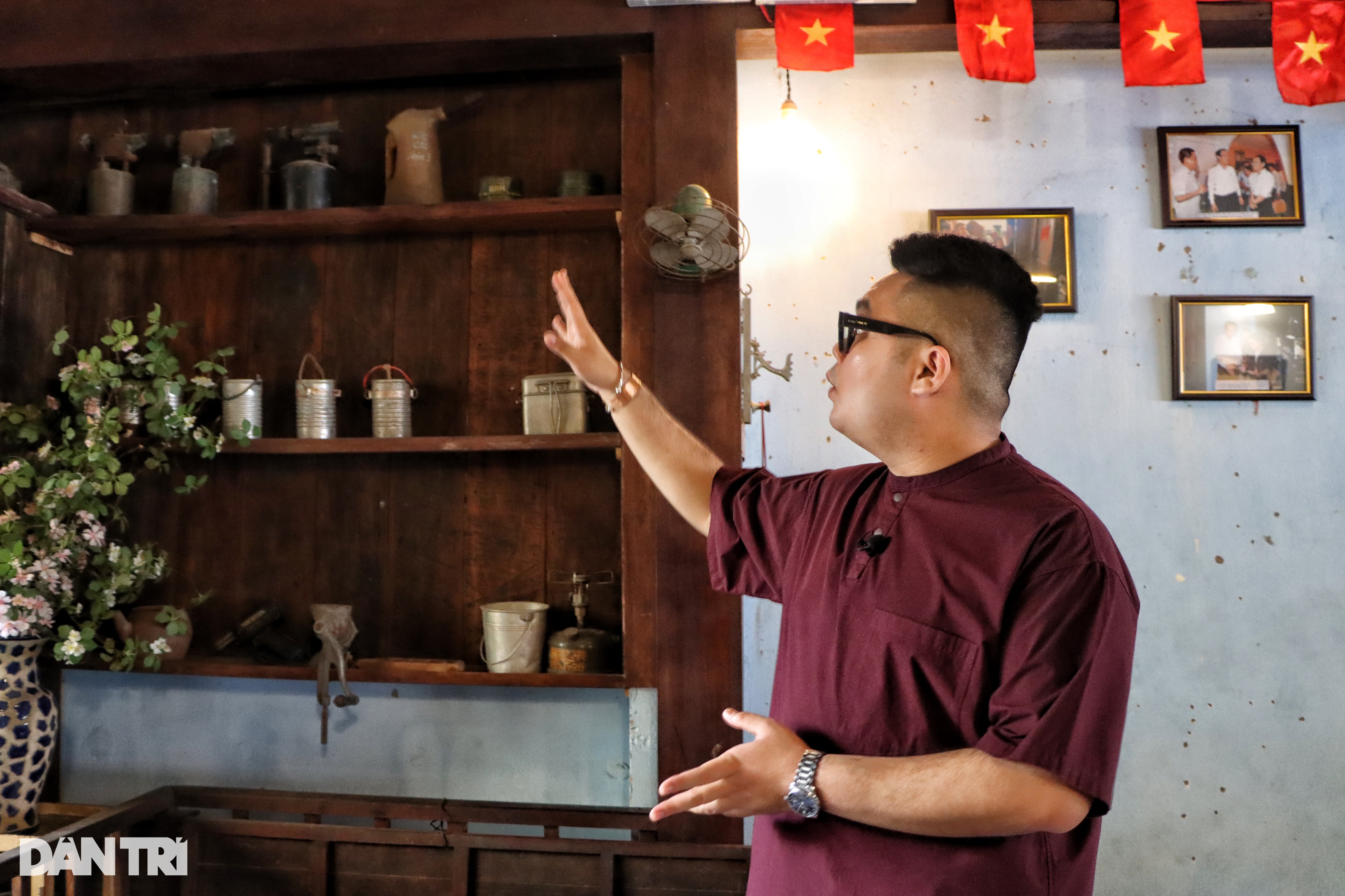 Bí ẩn quán cơm tấm ở TPHCM có căn hầm ngay trong tủ áo - 3