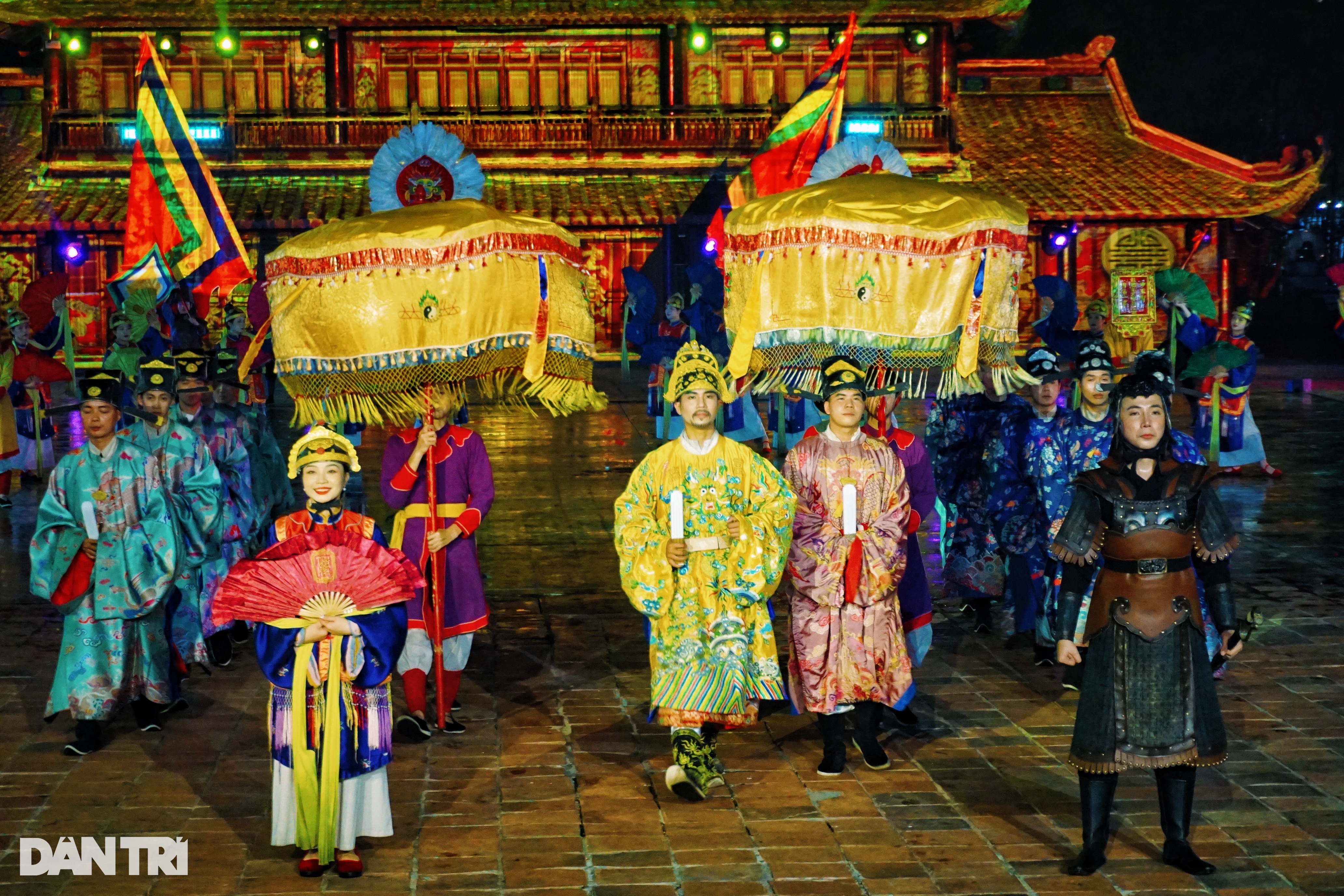 Có gì ở show thực cảnh quy tụ 300 người diễn cả ngày lẫn đêm tại Phú Quốc? - 1