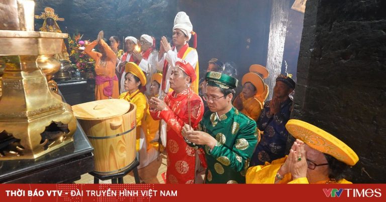 Khánh Hòa rộn ràng mùa lễ hội. Khánh Hòa rộn ràng mùa lễ hội.