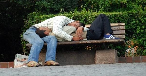 Ngôi làng từng khiến người dân ngủ mê mệt mọi lúc, nay thành điểm du lịch kỳ bí Ngôi làng từng khiến người dân ngủ mê mệt mọi lúc, nay thành điểm du lịch kỳ bí