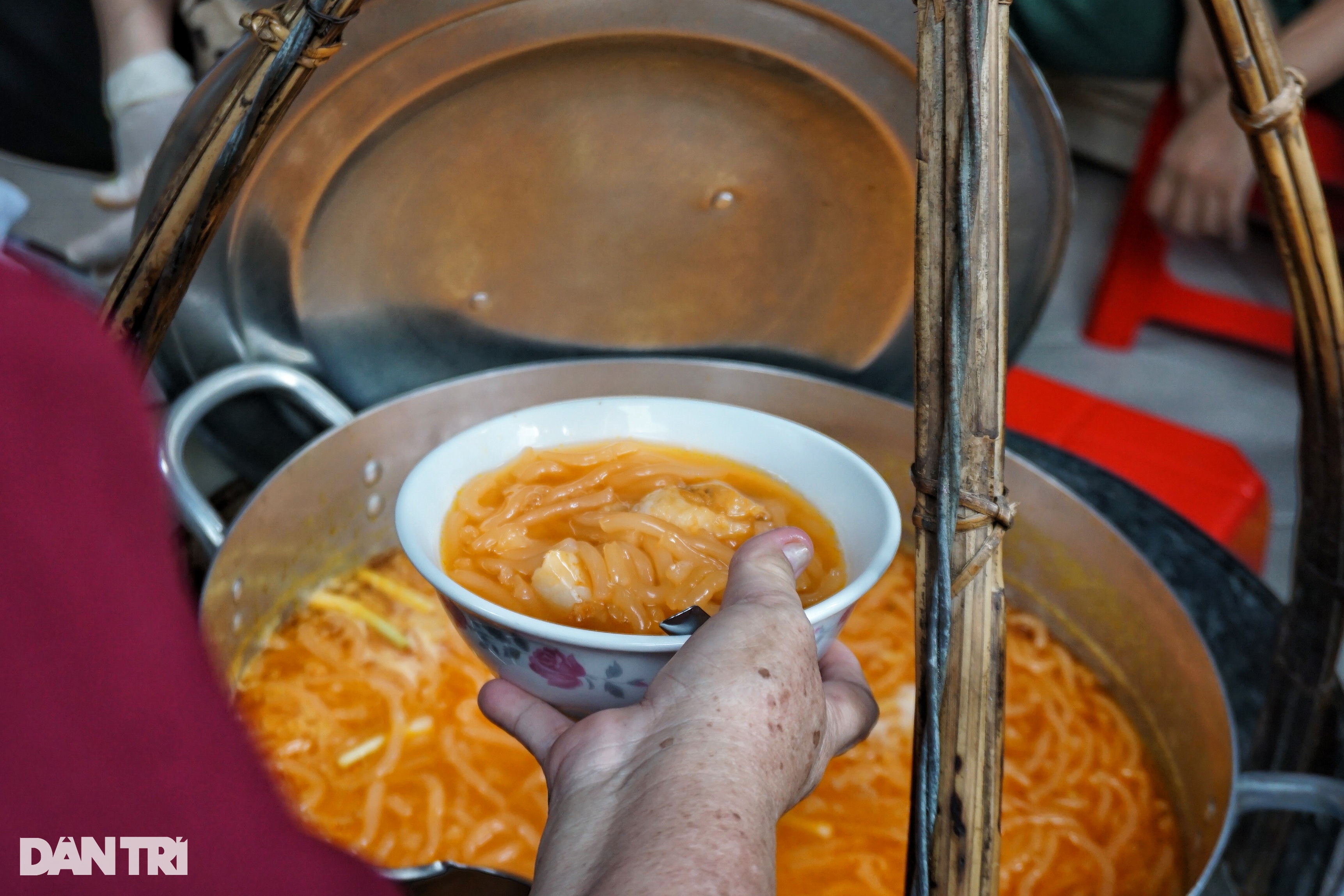 Quán bánh canh nhanh nhất TPHCM nghỉ bán, khách vội đến ăn vẫn không kịp - 4