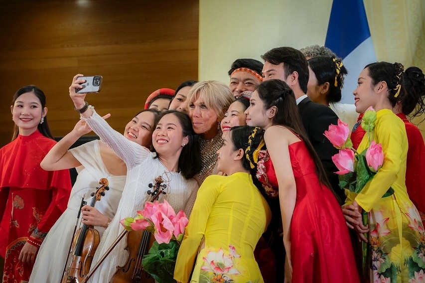 Tong thong Phap anh 3