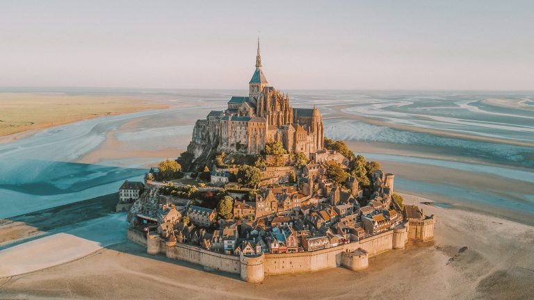 Du lịch Pháp ngắm nhìn thung lũng Maurienne đẹp ngây thơ Du lịch Pháp ngắm nhìn thung lũng Maurienne đẹp ngây thơ