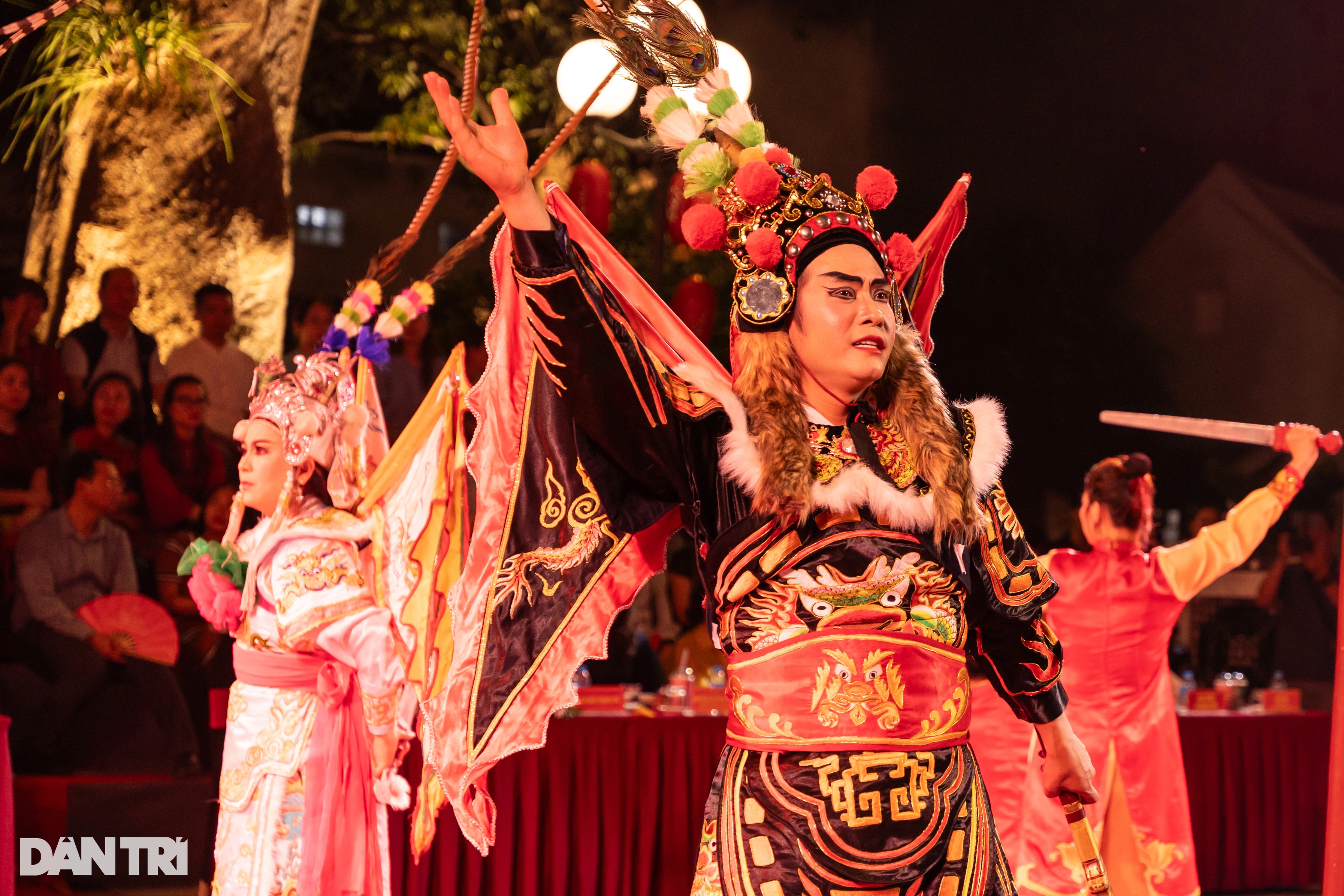 Trải nghiệm tour đêm ở Di tích Quốc gia đặc biệt giữa lòng Hà Nội - 4