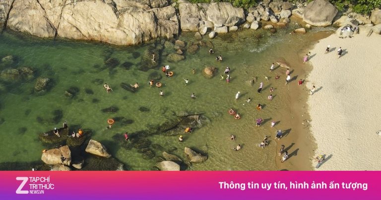 Bãi tắm hoang sơ, đẹp kín tiếng tại Hà Tĩnh Bãi tắm hoang sơ, đẹp kín tiếng tại Hà Tĩnh