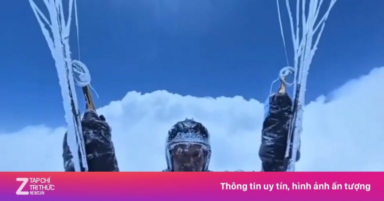‘Đóng băng’ ở độ cao 8.598 m khi chơi dù lượn ở Trung Quốc ‘Đóng băng’ ở độ cao 8.598 m khi chơi dù lượn ở Trung Quốc