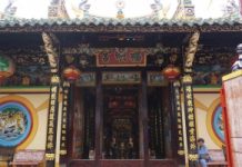 Thăm ”bảo tàng mỹ thuật truyền thống” của người Hoa tại Trà Vinh