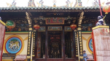 Thăm ”bảo tàng mỹ thuật truyền thống” của người Hoa tại Trà Vinh Thăm ”bảo tàng mỹ thuật truyền thống” của người Hoa tại Trà Vinh