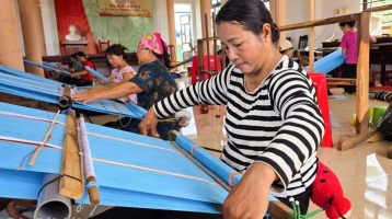 Gìn giữ nghề dệt thổ cẩm Xê Đăng – Đắk Lắk Gìn giữ nghề dệt thổ cẩm Xê Đăng – Đắk Lắk