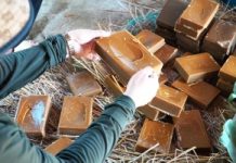 Nghề làm đường mía thủ công đỏ lửa