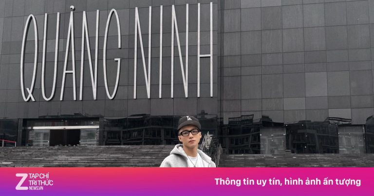 Sơn Tùng M-TP check-in ‘hờn dỗi’ tại Bảo tàng Quảng Ninh Sơn Tùng M-TP check-in ‘hờn dỗi’ tại Bảo tàng Quảng Ninh