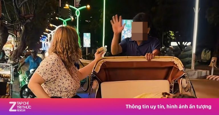 Tài xế xích lô giật tiền ở Nha Trang: Khách đưa 5.000 đồng Tài xế xích lô giật tiền ở Nha Trang: Khách đưa 5.000 đồng