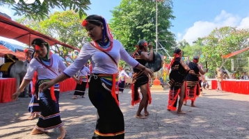 Múa Cà đáo của người Cor ở huyện Trà Bồng là di sản văn hóa phi vật thể quốc gia Múa Cà đáo của người Cor ở huyện Trà Bồng là di sản văn hóa phi vật thể quốc gia