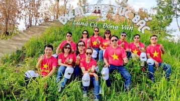 Thiêng liêng giữa đất trời Tột Bắc Thiêng liêng giữa đất trời Tột Bắc