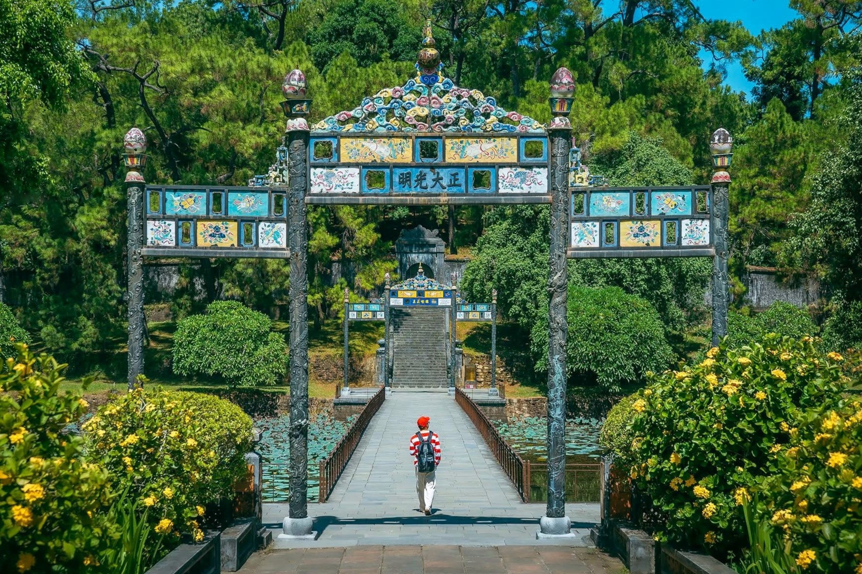 ngai vang trieu Nguyen anh 9