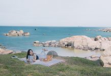 Bãi biển hoang sơ, trong xanh thấy đáy, hải sản tươi ngon cách Hà Nội 380km