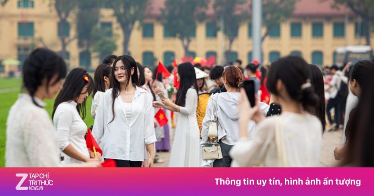 Dậy từ 3h đến Lăng Bác chụp ảnh Dậy từ 3h đến Lăng Bác chụp ảnh