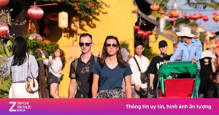 Khách ngoại đến Việt Nam tháng 5 cao nhất cùng kỳ trong 10 năm Khách ngoại đến Việt Nam tháng 5 cao nhất cùng kỳ trong 10 năm