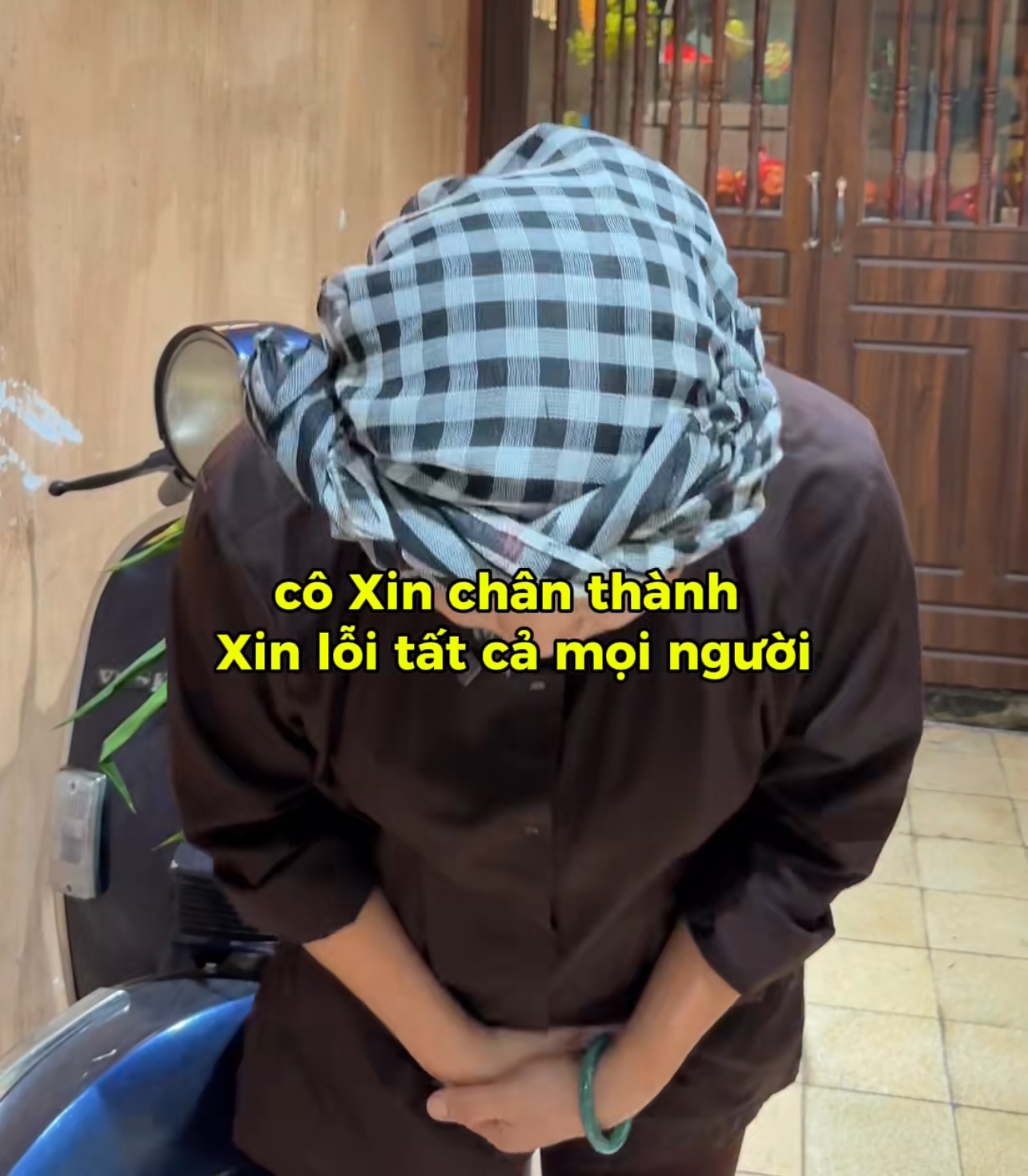 Quán ăn TPHCM xin lỗi vì chiếc bát mẻ và dòng ghi chú lạ trên hóa đơn - 3
