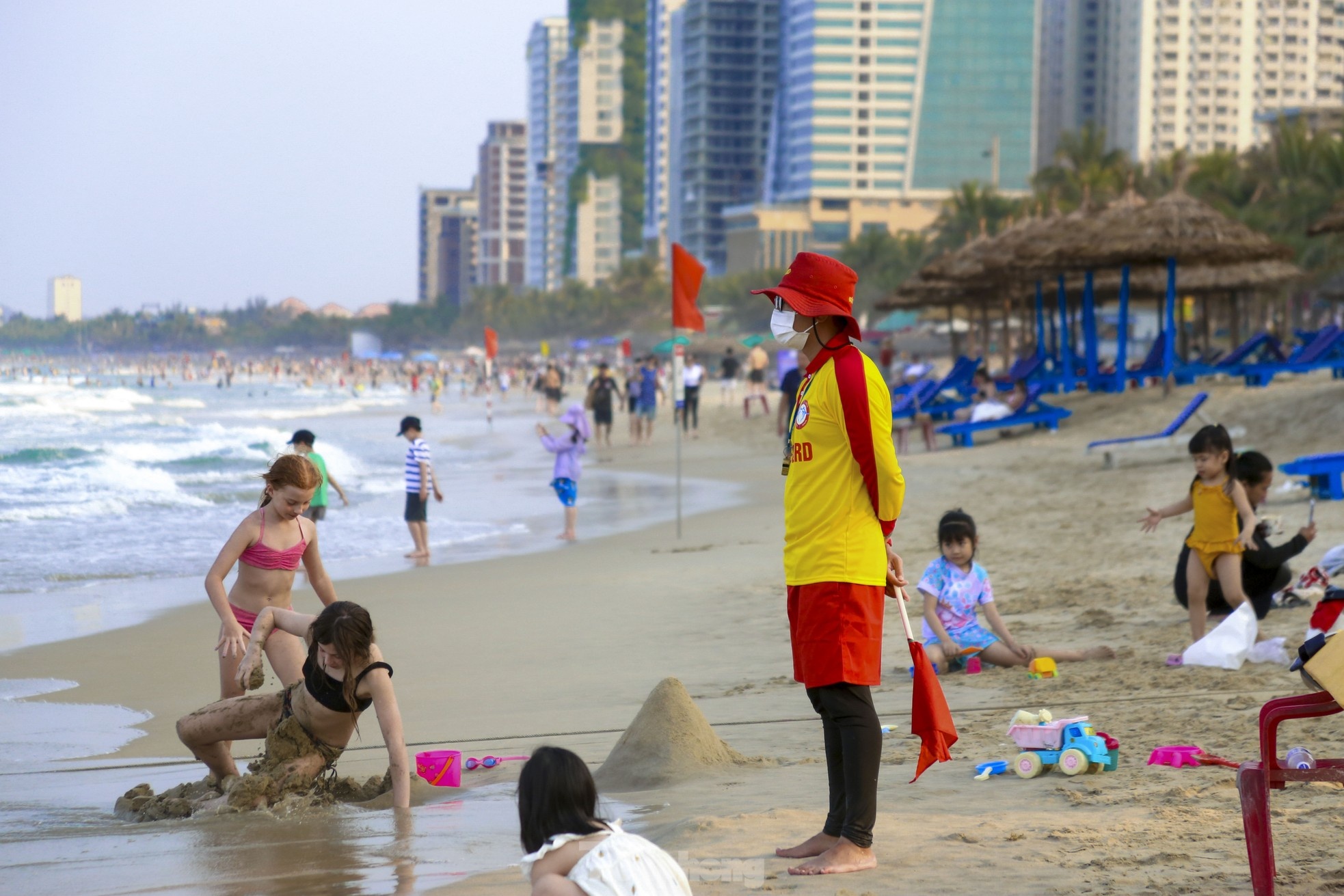 tam bien Da Nang anh 16