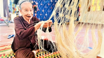 Ghé thăm làng nghề xứ Quảng Ghé thăm làng nghề xứ Quảng