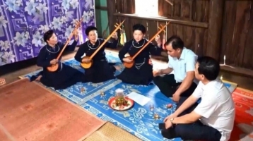 Gìn giữ bản sắc văn hóa dân tộc nơi đất mới Gìn giữ bản sắc văn hóa dân tộc nơi đất mới