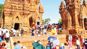 Ninh Thuận: Khai thác giá trị văn hóa Chăm để phát triển du lịch Ninh Thuận: Khai thác giá trị văn hóa Chăm để phát triển du lịch