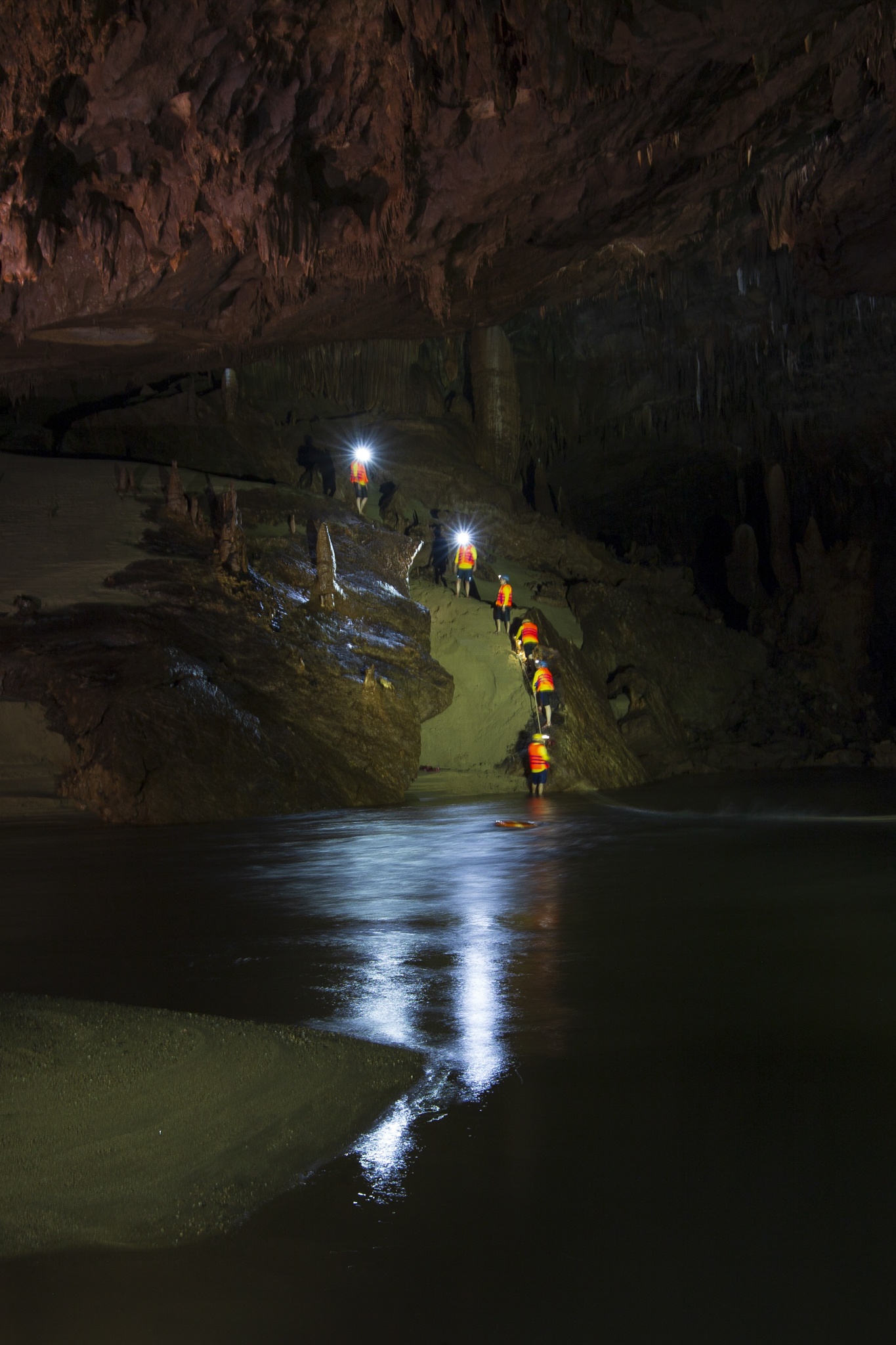 4500 met dong phong nha anh 3