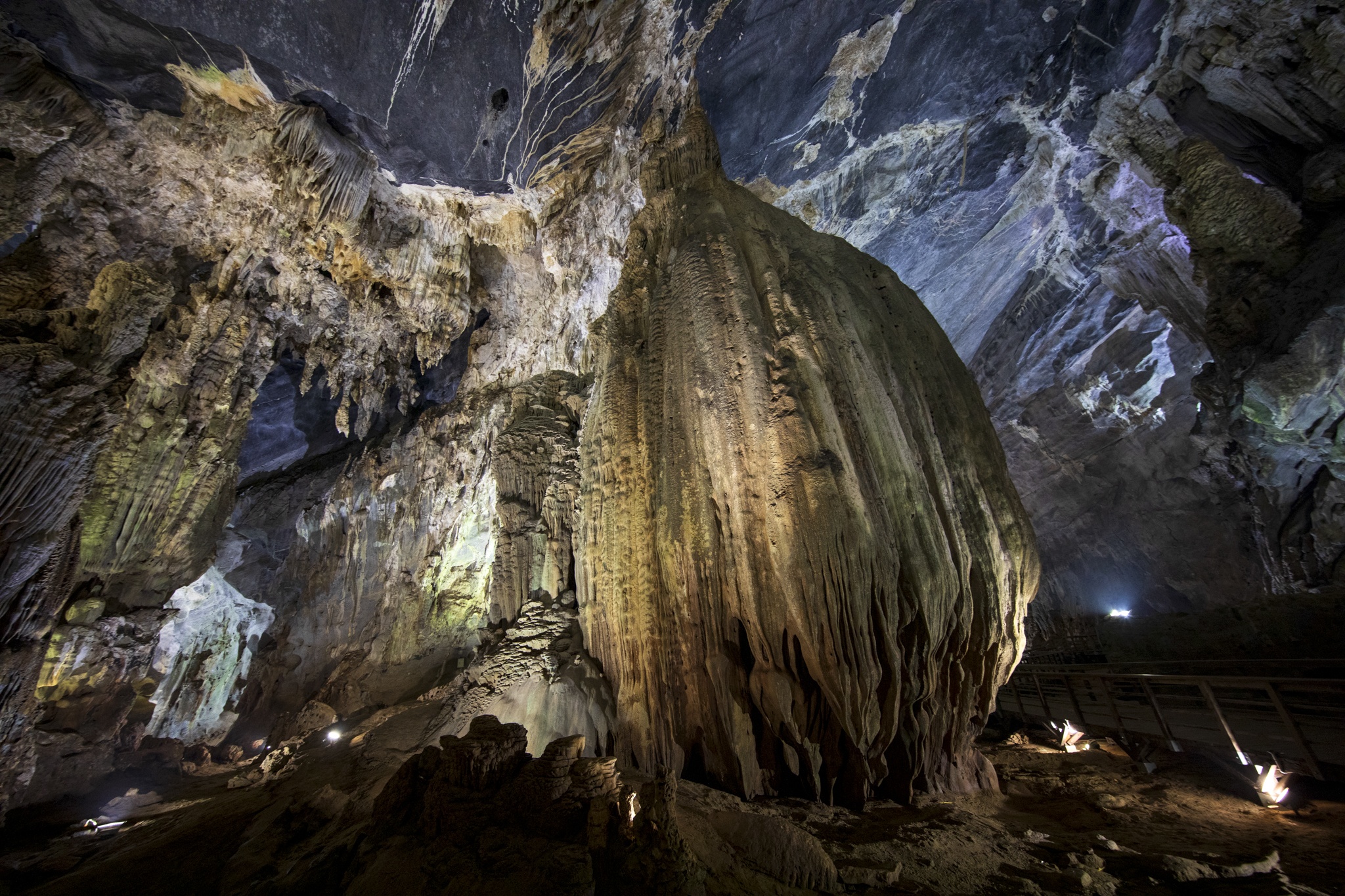 4500 met dong phong nha anh 35