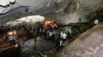 Hang Chỉ Huy – lớp học lịch sử giữa đại ngàn Hang Chỉ Huy – lớp học lịch sử giữa đại ngàn