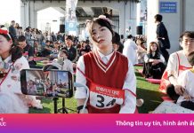 Cuộc thi ‘ăn không ngồi rồi’ hơn 4.000 người tham gia ở Hàn Quốc