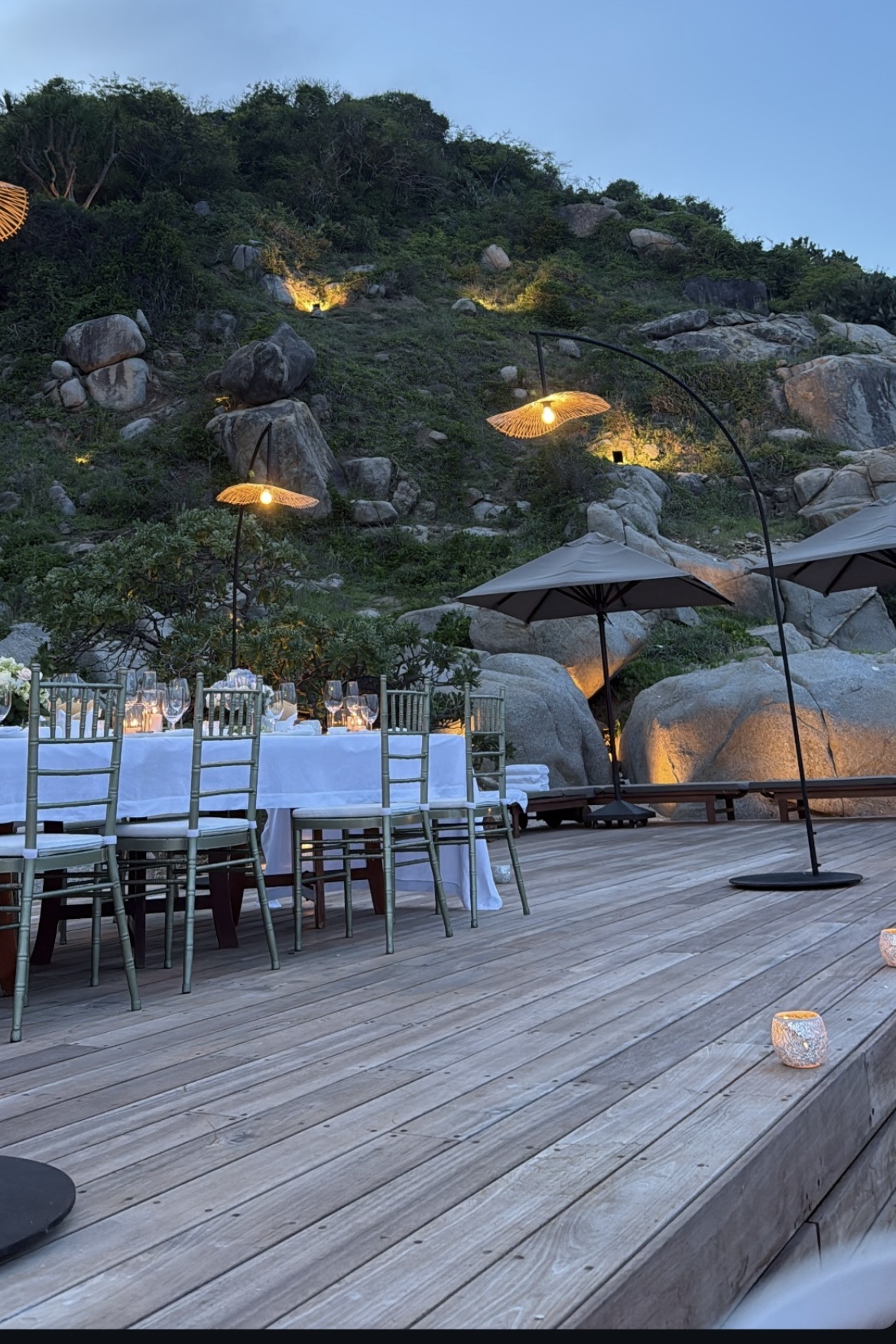 Resort đắt nhất Việt Nam mà Hồ Ngọc Hà kỷ niệm 8 năm yêu, xa hoa cỡ nào? - 13