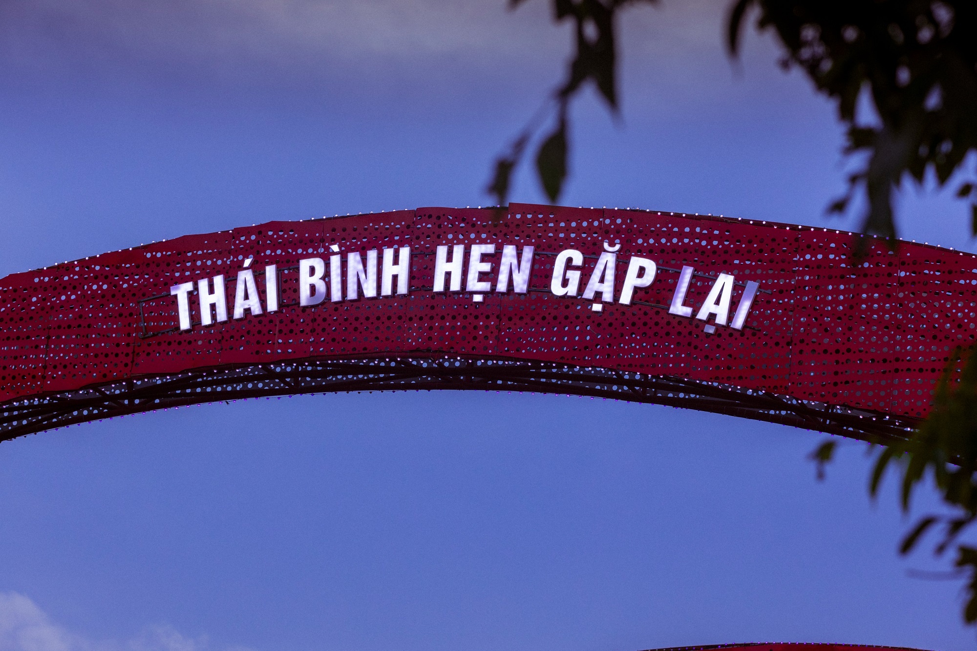 sap nhap anh 3