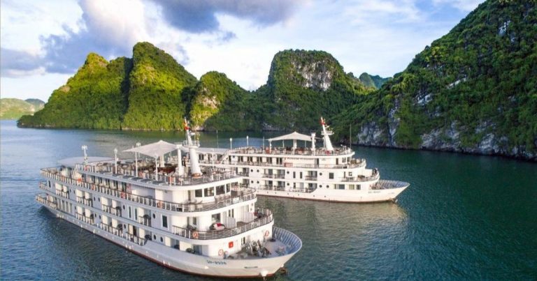 Nhân chứng trên du thuyền 5 sao Hạ Long kể việc khách Đài Loan tử vong Nhân chứng trên du thuyền 5 sao Hạ Long kể việc khách Đài Loan tử vong